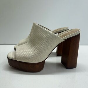 Antonio Melani Sarayyaa Cream Platform Sandals Size 5.5